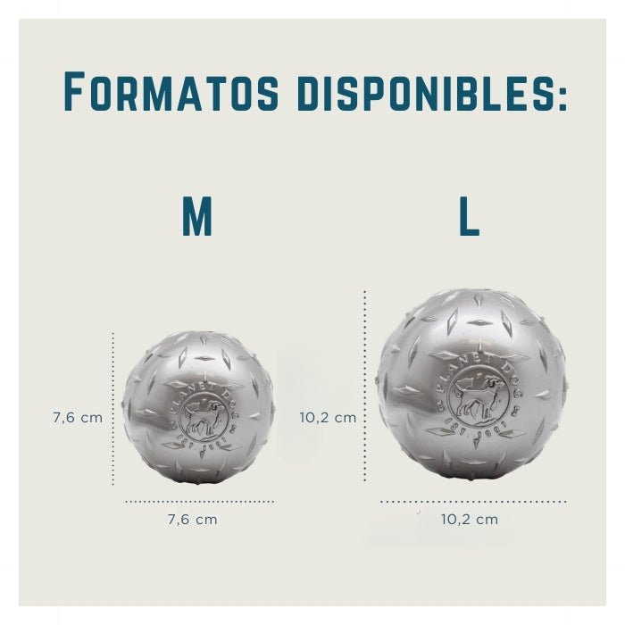 Diamond Plate pelota rellenable para perros está disponible en 2 formatos.