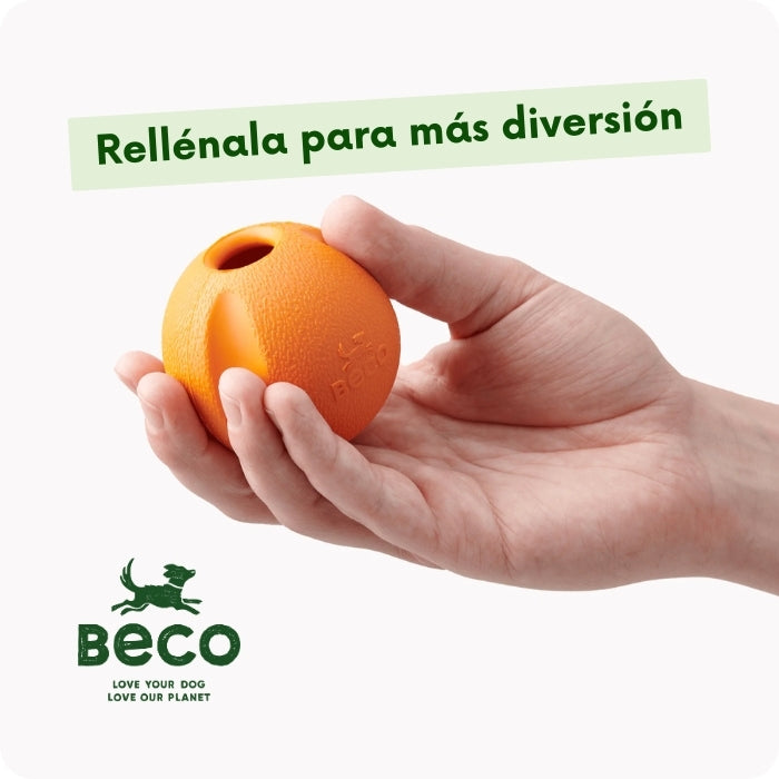 Fetch Ball de Beco además puede convertirse en un divertido juguete intereactivo si lo rellenas con algún premio delicioso.