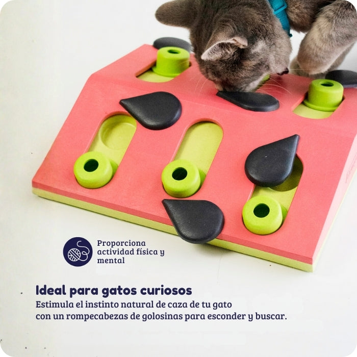 Melon Madness juguete cognitivo tipo puzzle para gatos de Nina Ottosson es ideal para gatos curiosos y proporciona actividad física y mental a tu gato.