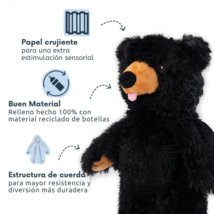 Peluche sensorial oso negro Tall tails propiedades: Con orejas de papel con sonido de crujdo, relleno hecho con material 100% reciclado y estructura de cuerda interior para más resistencia