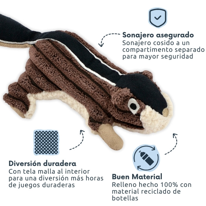 Peluche sensorial para perros chicos modelo ardilla marca Tall Tails incluye el sonajero asegurado al interior, tela malla interna y relleno de material 100% reciclado